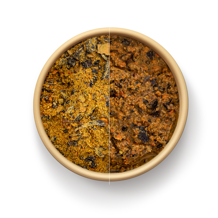 Alimento Bleiz natural deshidratado y rehidratado en tazón. Muestra textura del alimento antes y después.